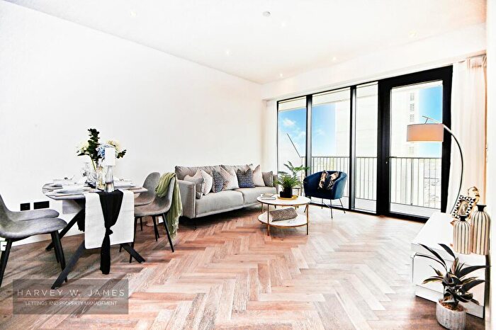 2 Bedroom Apartment To Rent In Merino Gardens, London, E1W