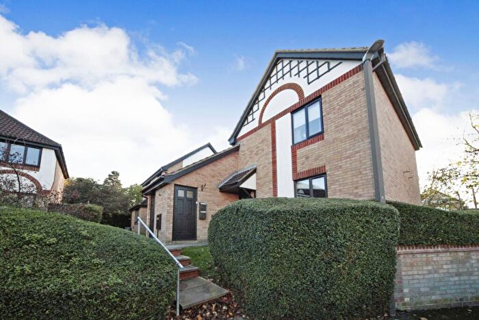 1 Bedroom Maisonette To Rent In Pimpernel Grove, Walnut Tree, MK7