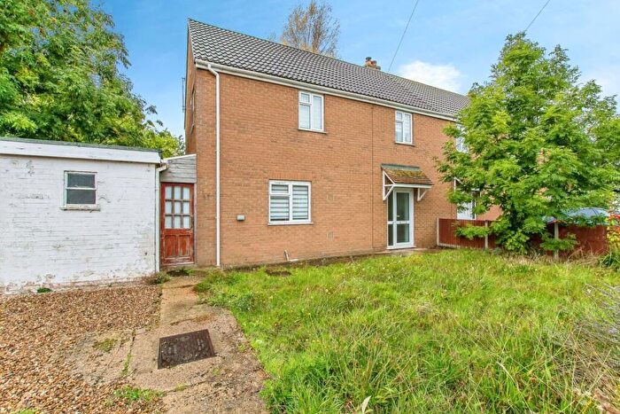 3 Bedroom Semi-detached House For Sale In Hawthorn Road, Old Leake, Boston, PE22