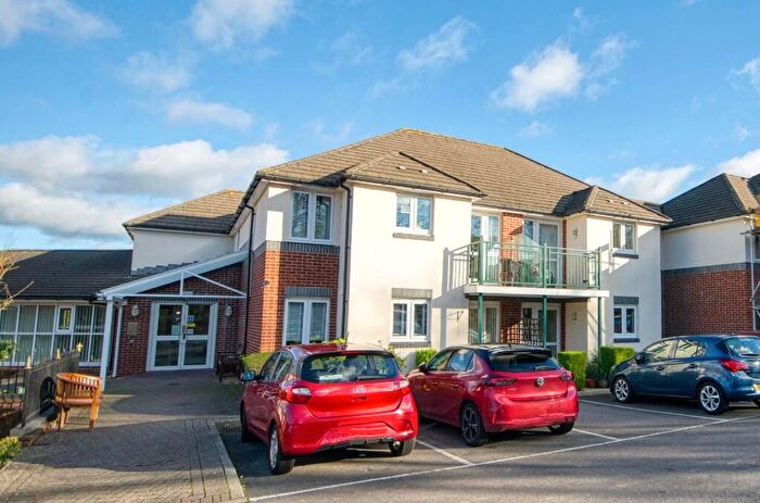 1 Bedroom Retirement Property For Sale In Kenilworth Gardens, West End, Hampshire, SO30