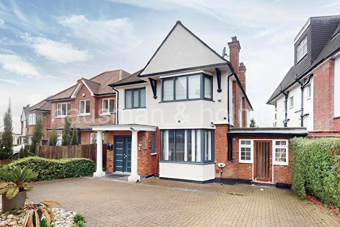7 Bedroom Detached House For Sale In Cranbourne Gardens, NW11