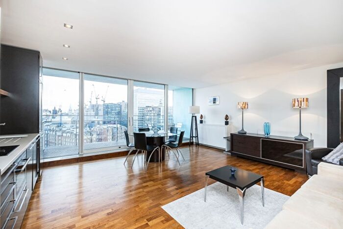 2 Bedroom Flat To Rent In Palace Street, London, SW1E