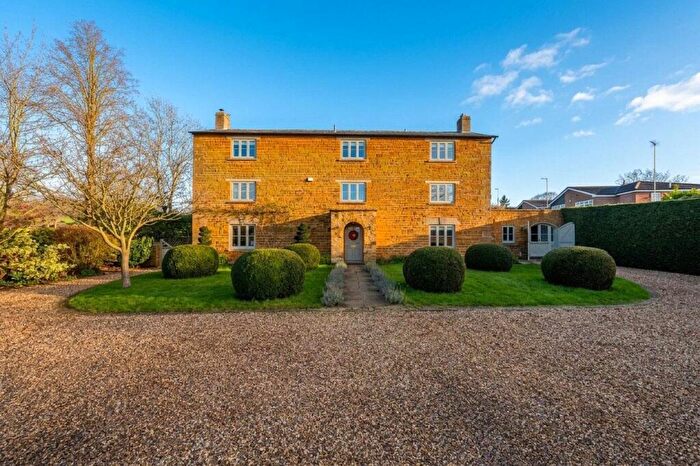 6 Bedroom Detached House For Sale In Court House, Court Close, Creaton, Northampton, NN6