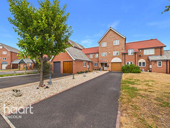 4 Bedroom Town House For Sale In Park Lane, Lincoln, LN1