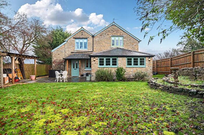 4 Bedroom Semi-Detached House To Rent In Station Road, Enslow, OX5