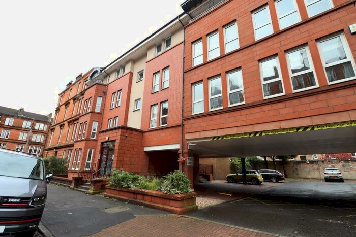 2 Bedroom Flat To Rent In Waverley Street, Shawlands, Glasgow, G41