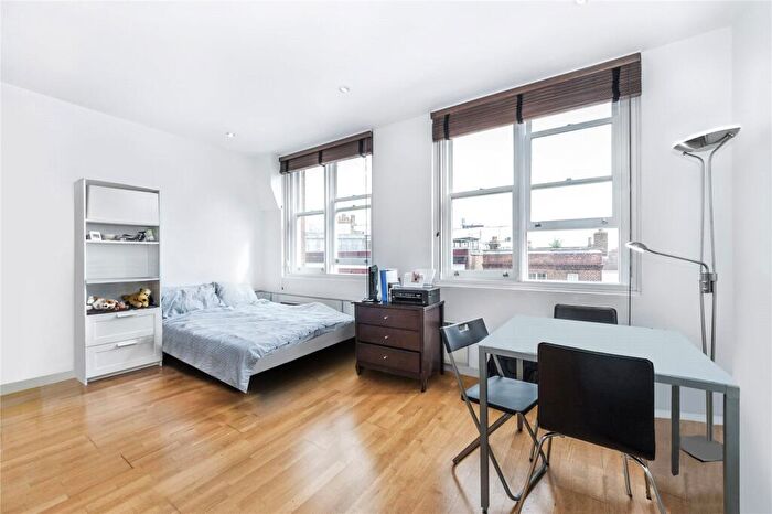 Flat To Rent In Hampstead High Street, Hampstead, NW3