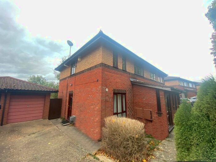 3 Bedroom Semi-Detached House To Rent In Fairford Crescent, Downhead Park, Milton Keynes, MK15