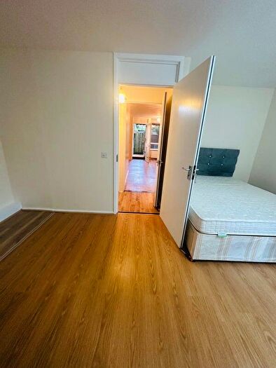 1 Bedroom Flat To Rent In The Sandlings, Wood Green, Haringey, London, N22