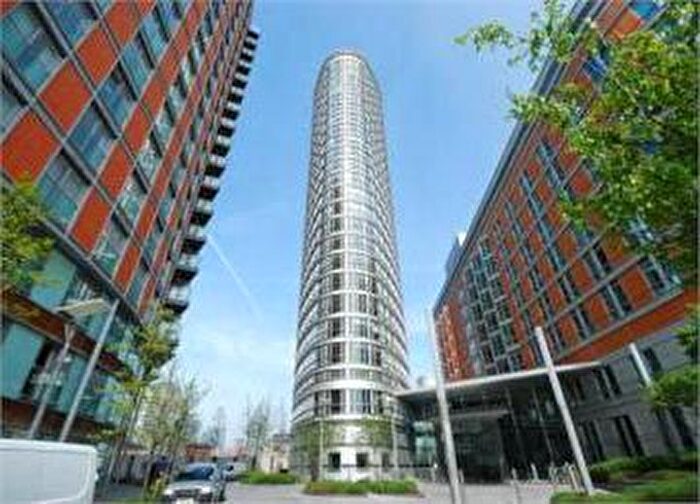 1 Bedroom Flat To Rent In Ontario Tower, Fairmount Avenue, Blackwall, Canary Wharf, London, E14