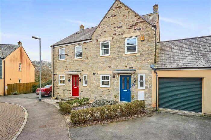 4 Bedroom Property To Rent In Dartmoor View, Pillmere, Saltash, PL12