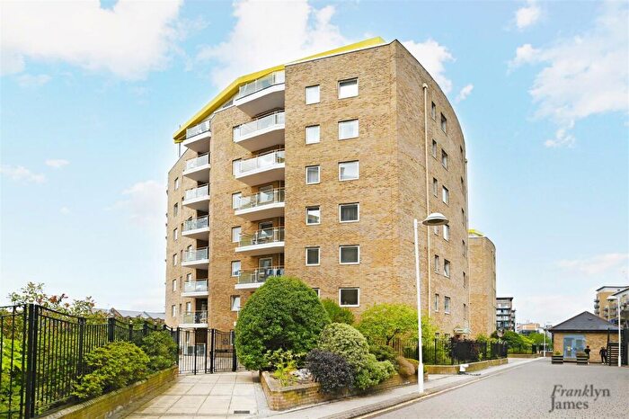 1 Bedroom Apartment To Rent In Basin Approach, Marina Heights, E14