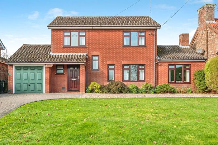 4 Bedroom Detached House For Sale In Colby Road, Banningham, Norwich, NR11