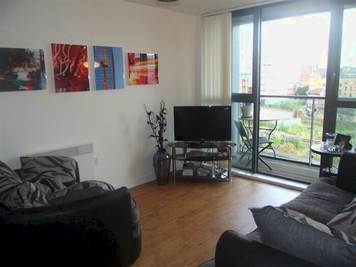 2 Bedroom Apartment To Rent In Quebec Building, Salford, M3