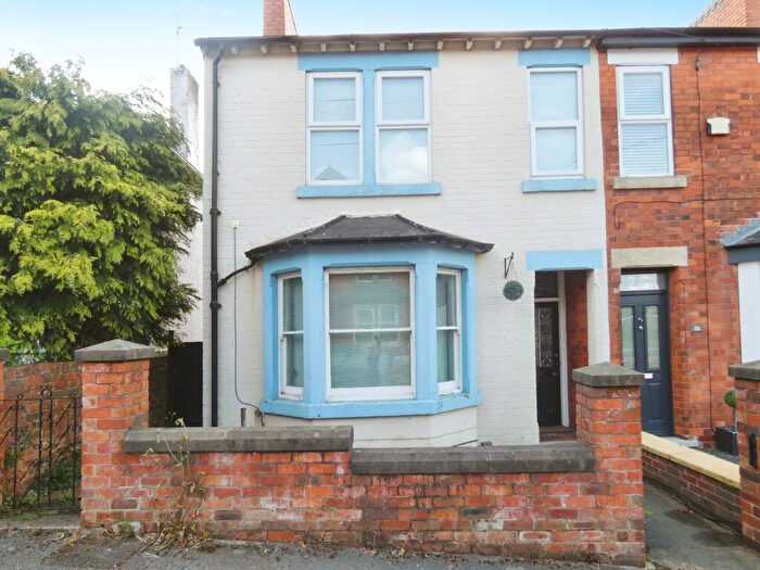 3 Bedroom Semi-Detached House To Rent In Rutland Street, Mansfield, NG18