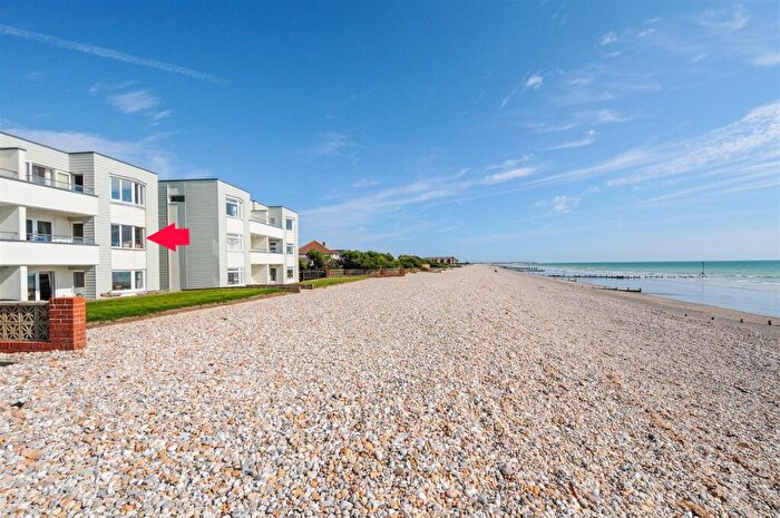 2 Bedroom Flat For Sale In Seafields, Bracklesham Bay, Chichester, PO20
