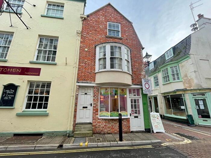 2 Bedroom Maisonette To Rent In Maiden Street, Weymouth, DT4