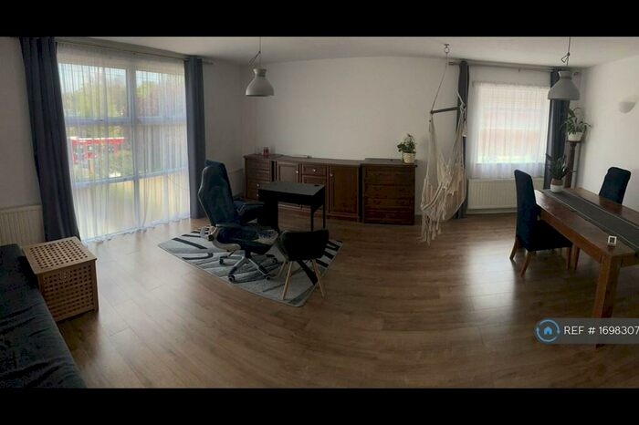 2 Bedroom Detached House To Rent In Strathmore Lodge, Northwood, HA6