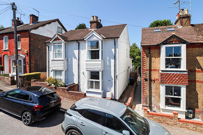 3 Bedroom Semi-Detached House To Rent In Kitsbury Road, Berkhamsted, HP4