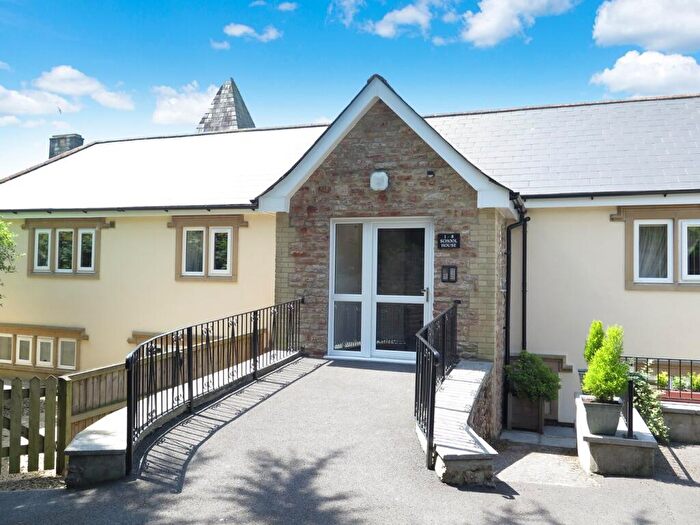 2 Bedroom Apartment For Sale In School Hill, Wookey Hole, Wells, BA5