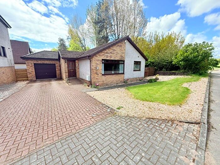 3 Bedroom Detached Bungalow For Sale In Huntingtower Park, Glenrothes, KY6