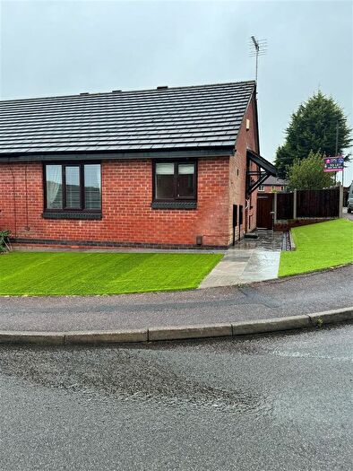 2 Bedroom Semi-Detached Bungalow To Rent In Hayling Close, Ilkeston, DE7