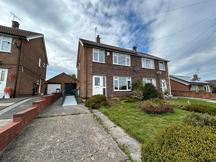 3 Bedroom Semi-Detached House For Sale In Clarendon Road, Inkersall, Chesterfield, S43