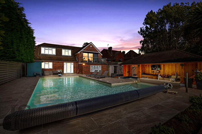 6 Bedroom Detached House For Sale In Mill Lane, High Salvington, Worthing, BN13