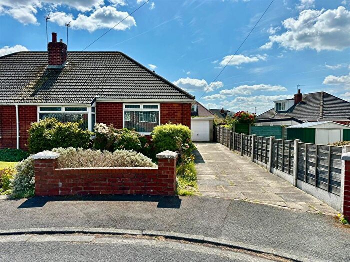 2 Bedroom Semi-Detached Bungalow To Rent In Almond Close, Failsworth, Manchester, M35