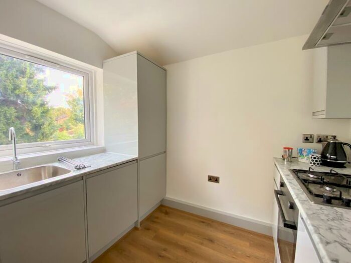 2 Bedroom Flat To Rent In Beaconsfield Road, Tottenham, N15