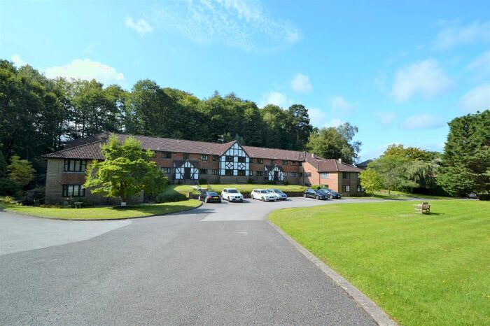 2 Bedroom Flat To Rent In The Manor House, Portesbery Hill Drive, Camberley, GU15