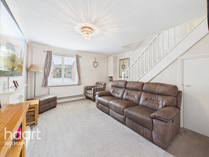 3 Bedroom End Of Terrace House For Sale In Dunlin Close, Heybridge, CM9
