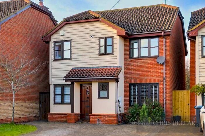 4 Bedroom Detached House For Sale In Bird Court, Colliers End, Ware, SG11