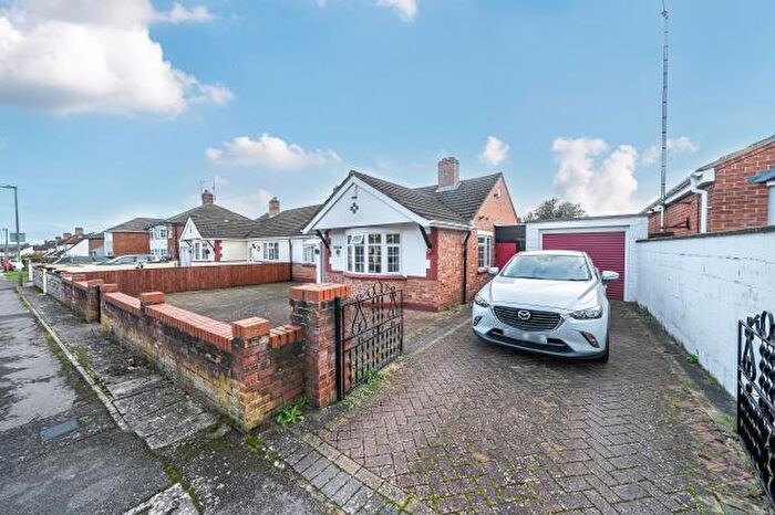 2 Bedroom Bungalow For Sale In Van Diemans Lane, Oxford, OX4