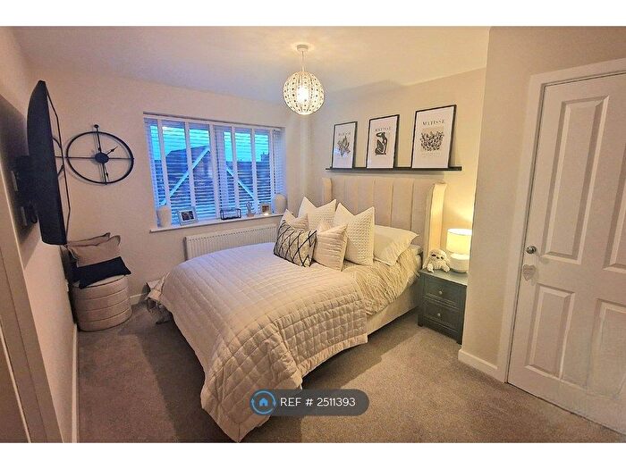 2 Bedroom Flat To Rent In Aylesbury, Aylesbury, HP20