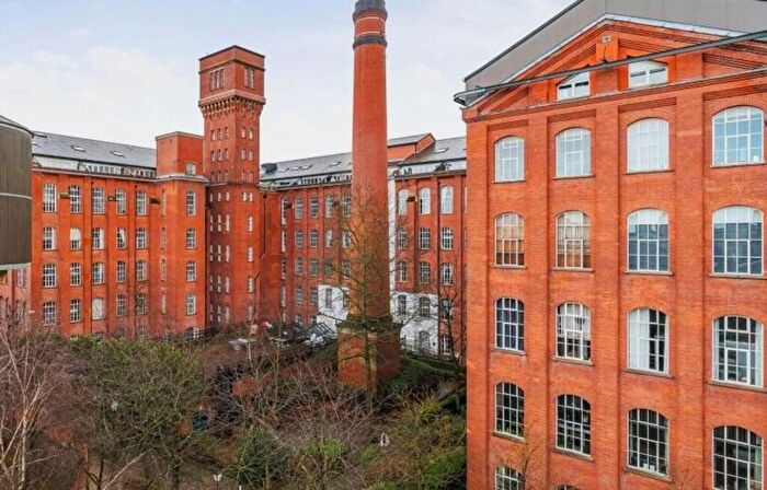 1 Bedroom Flat To Rent In Manhattan Building, Bow Quarter, London, E3