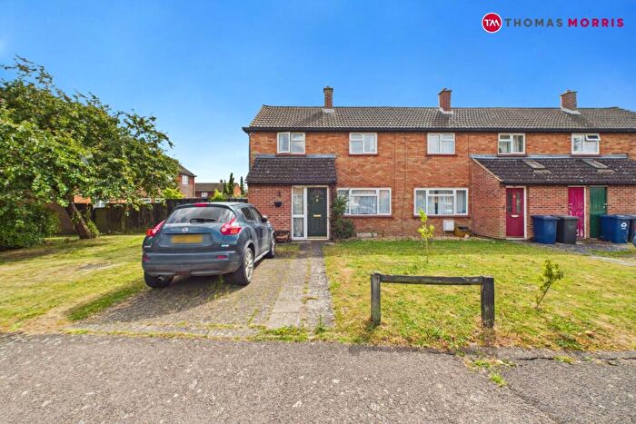 2 Bedroom End Of Terrace House For Sale In Bath Crescent, Wyton, Huntingdon, Cambridgeshire, PE28