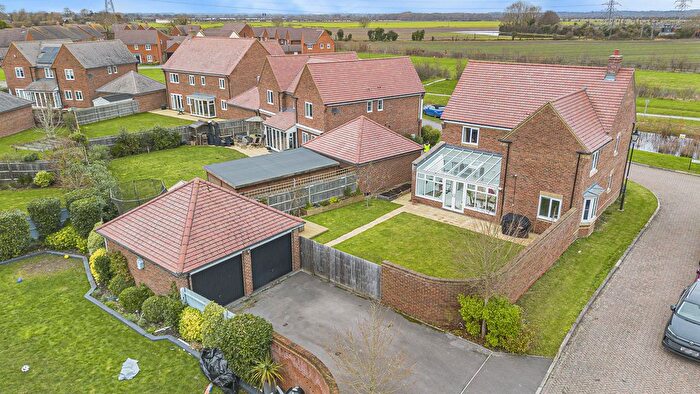 4 Bedroom Detached House For Sale In Fuller Way, Steventon, OX13