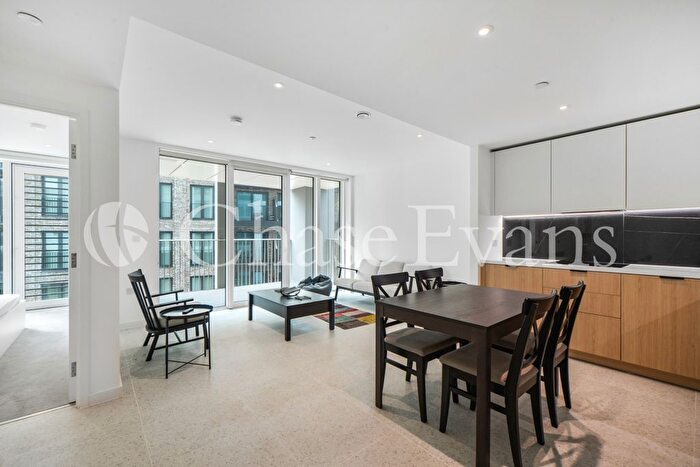 2 Bedroom Flat To Rent In Bouchon Point, Cendal Crescent, Silk District, Whitechapel, E1