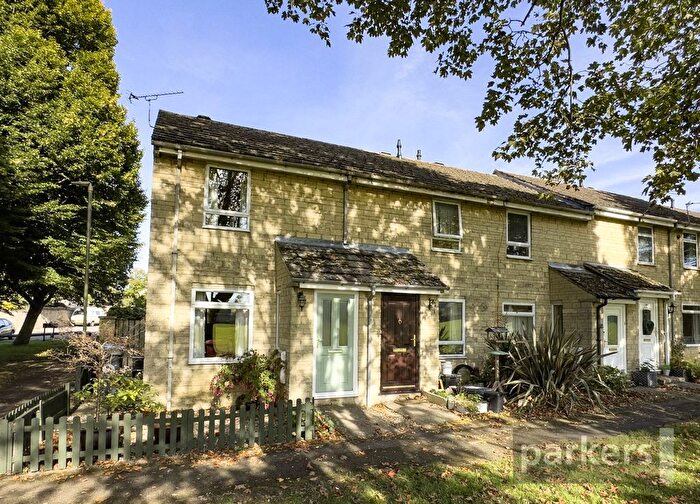 2 Bedroom End Terrace House For Sale In Pensclose, Witney, Oxfordshire, OX28