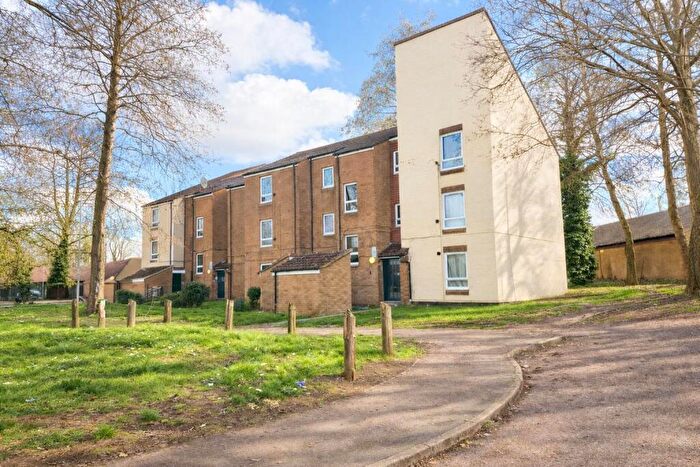 2 Bedroom Apartment To Rent In Great Gull Crescent, Southfields, Northampton, NN3