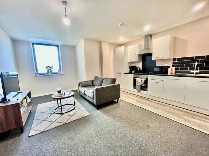 1 Bedroom Flat To Rent In Windsor Street, Salford, M5