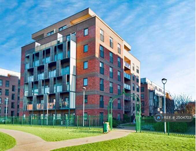 2 Bedroom Flat To Rent In Pulse Court, Romford, RM7