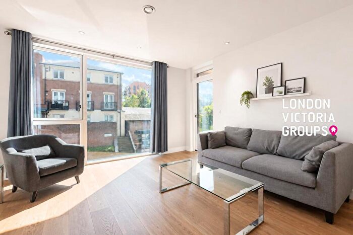 2 Bedroom Apartment To Rent In Iverson Road, London, NW6