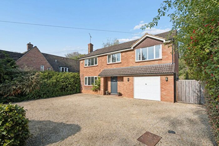 5 Bedroom Detached House For Sale In Wattleton Road, Beaconsfield, HP9