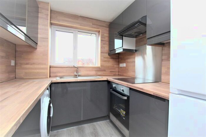 1 Bedroom Flat To Rent In Wigston Close, London N18