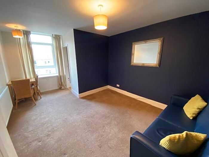 1 Bedroom Flat To Rent In Cunningham Street, Dundee, DD4