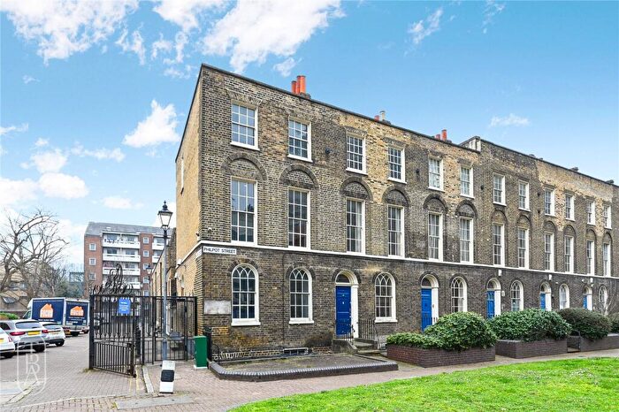 4 Bedroom Terraced House For Sale In Philpot Street, London, E1