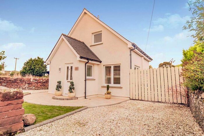 2 Bedroom Detached House For Sale In Shieldhill Road, Torthorwald, Dumfries, Dumfries And Galloway DG1