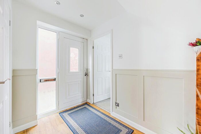 4 Bedroom Detached House For Sale In Swindale, Wilnecote, Tamworth, Staffordshire, B77